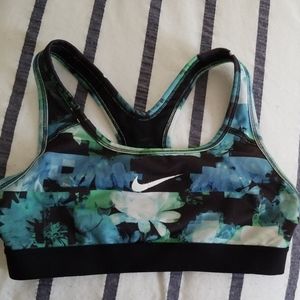nike sports bra